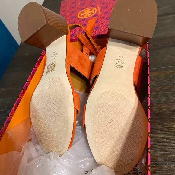 BRAND NEW women’s Tory Burch sandals - Picture 4 of 6